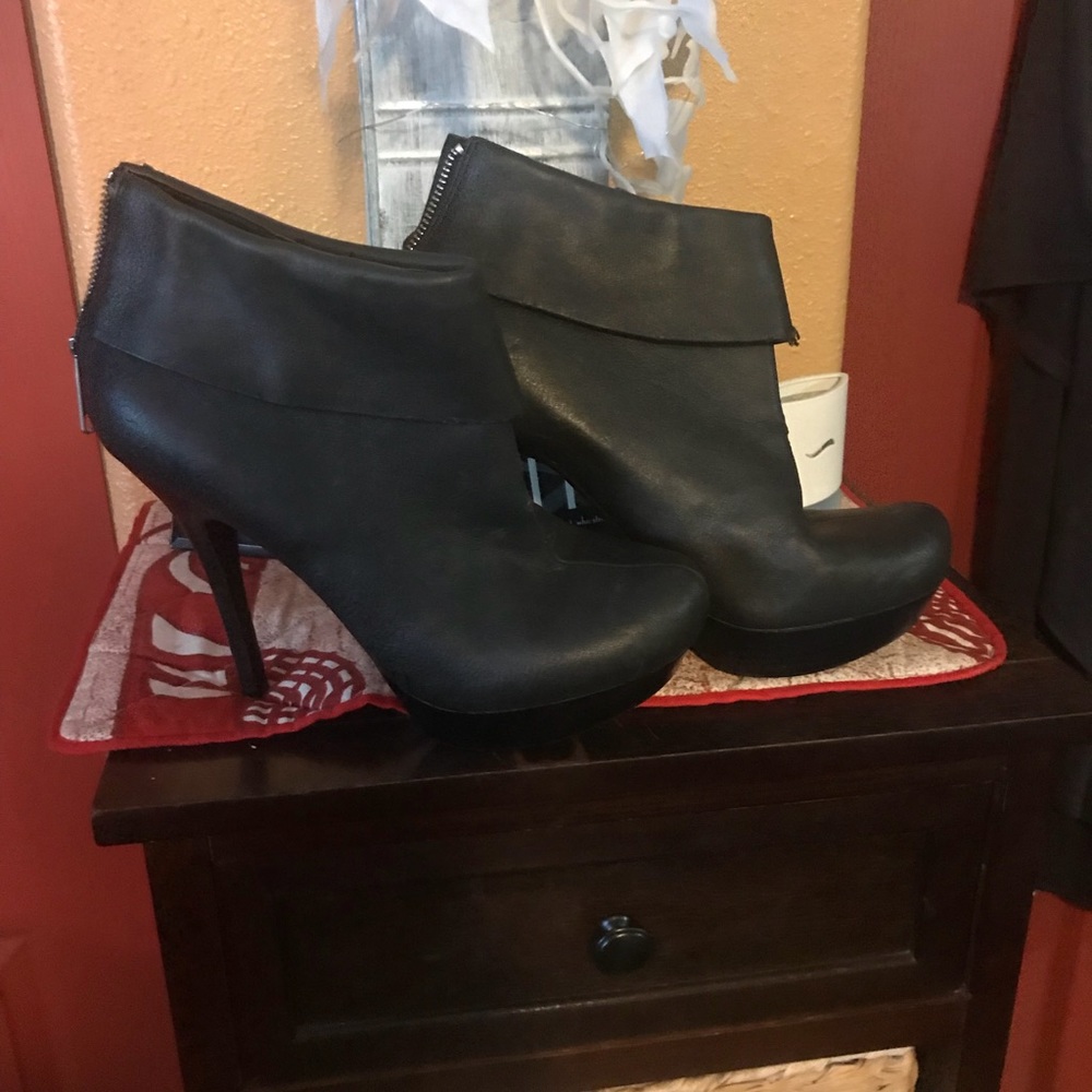 Jessica Simpson shoe boots